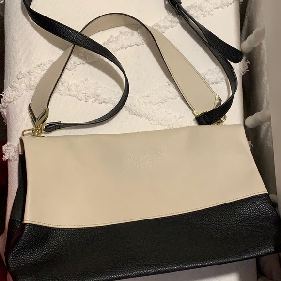 Steve Madden Crossbody purse - Picture 7 of 8